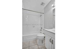 275 W 68th St, Hialeah, FL 33014