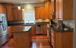 224 E Lloyd St, Milwaukee, WI 53212