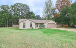 2812 Glenwood Cove, Jonesboro, AR 72401