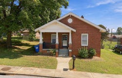 203 Allis Ave, Ninety Six, SC 29666