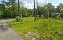 1 Sunrise Drive, Gautier, MS 39553