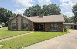 6 Cromwell Cove, Pine Bluff, AR 71603