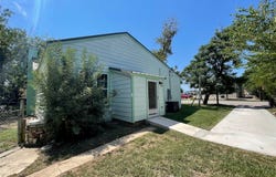 201 E 6th Street, Lampasas, TX 76550