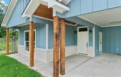 822 Marshall St, Carthage, TX 75633