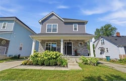 2405 Oakshire Avenue, Berkley, MI 48072
