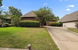 307 Carr Meadow Drive, Ridgeland, MS 39157