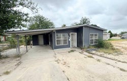 346 Marshall Smith Drive, Del Rio, TX 78840