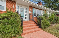 3612 Parkwood Dr, Roanoke, VA 24018