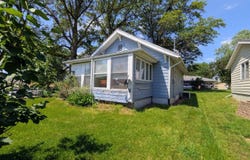 105 S Fairview St, Exira, IA 50076