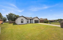 2422 Bluestone Dr, Cabot, AR 72023