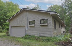 1038 E Freeland Road, Merrill, MI 48637