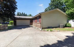 56800 Bow Drive, Three Rivers, MI 49093