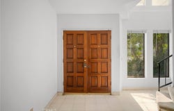 3206 Montrose Avenue, La Crescenta, CA 91214