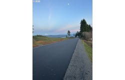 239 Suncrest Dr, CastleRock, WA 98611