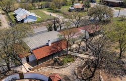 101 Skyline Dr, Center Point, TX 78010
