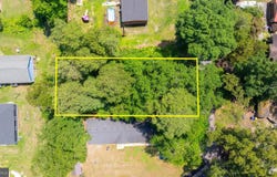 225 N LAKE DR, MILTON, DE 19968