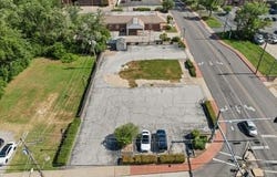 9407 Lackland Road, Overland, MO 63114