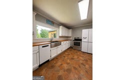 2067 Cleveland Road, Bogart, GA 30622