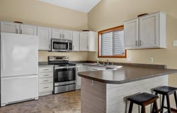 521 Tomahawk Dr, Twin Lakes, WI 53181