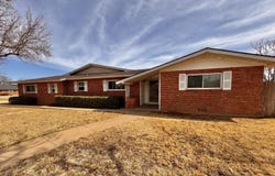 1720 Canyon, Plainview, TX 79072