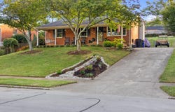 1044 Elmendorf Drive, Lexington, KY 40517