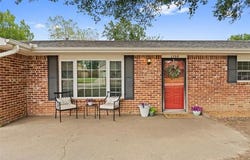 1250 Macklyn Lane, Bartlesville, OK 74006