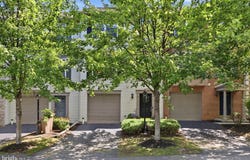 209 SEPTEMBER Way, YORK, PA 17403