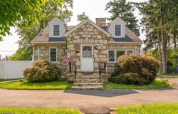 136 Glendale Dr, Ewing Twp., NJ 08618-2649