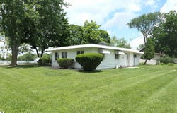 135 Riverside Drive, Alma, MI 48801
