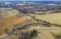 3943 Mississippi 22, Flora, MS 39071