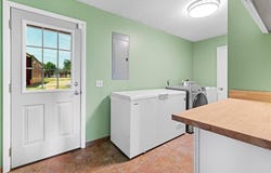 4923 Wire RD, Ozark, AR 72949