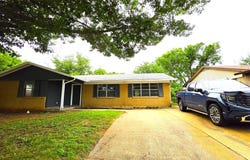 604 Sun Valley Drive, Denton, TX 76209