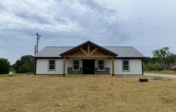 111 Crestview Lane, Cadiz, KY 42211