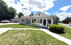 207 W Main Street, Hartford, AL 36344