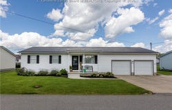 6094 Rocky Step Road, Winfield, WV 25213