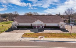 611 W Spring Valley Road, Hewitt, TX 76643