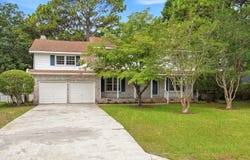 932 Tall Pine Road, Mount Pleasant, SC 29464