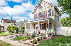 8 Fox Road, Edison, NJ 08817