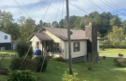 541 Scarbro Loop Road, SCARBRO, WV 25917