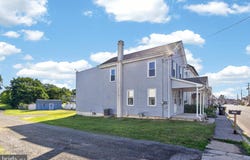 1219 E PHILADELPHIA Avenue, GILBERTSVILLE, PA 19525