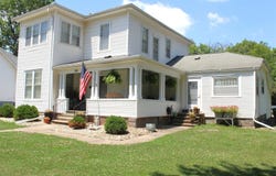 504 W Walnut Street, Bloomfield, IA 52537