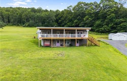 9206 County Route 7, Avoca, NY 14809