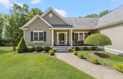 26 TIMBER Trail, Coventry, RI 02816