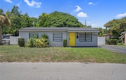 1610 S 24th Ct, Hollywood, FL 33020