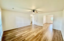802 E Kara, Rogers, AR 72758