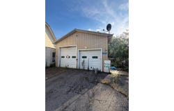 109 Broad St, Morris, NY 13808
