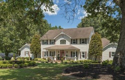 200 Nalonna Dr, PARIS, TN 38242