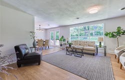 7204 Raytown Road, Raytown, MO 64133