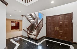 43 Hunt Drive, Jericho, NY 11753