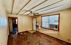 413 E Locust Street, Whitewright, TX 75491
